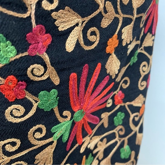 Sevya Handmade Wrap Shaw  Black All Over Floral Embroidered  Fringe Wool Viscose - Picture 4 of 12